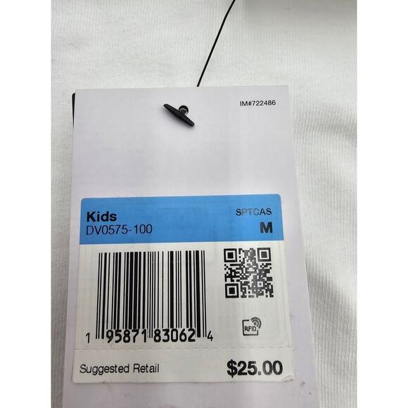 Nike Essential Tee Girl's M White Loose Fit Long Sleeve Shirt NWT - Picture 9 of 10